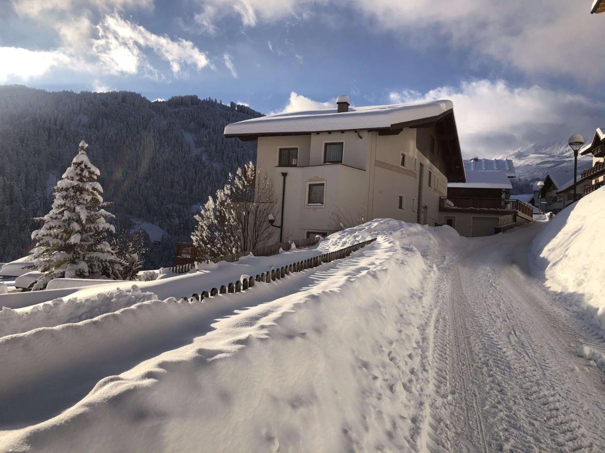 Ferienwohnungen Am Matinesweg Serfaus Exterior photo